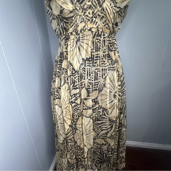 Y2K Silk Boho Midi Dress Brown Leaf Print Robbie Bee Size 6 Vacation Style - Picture 3 of 8